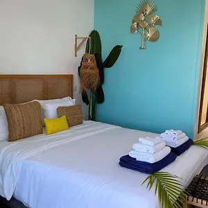 suite-carabes-superbe-appartement-confort-vue-sur-mer.comcaribbean.com/